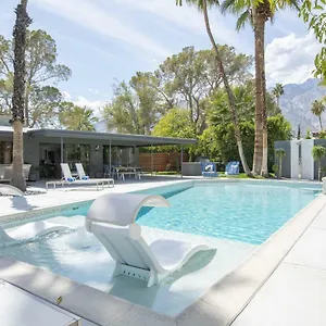 west-elm-house-2019-the-seven-eighty.palm-springs-ca-hotels.com/